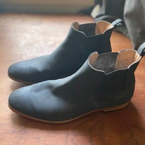 US Men’s 11 Steve Madden Chelsea boots